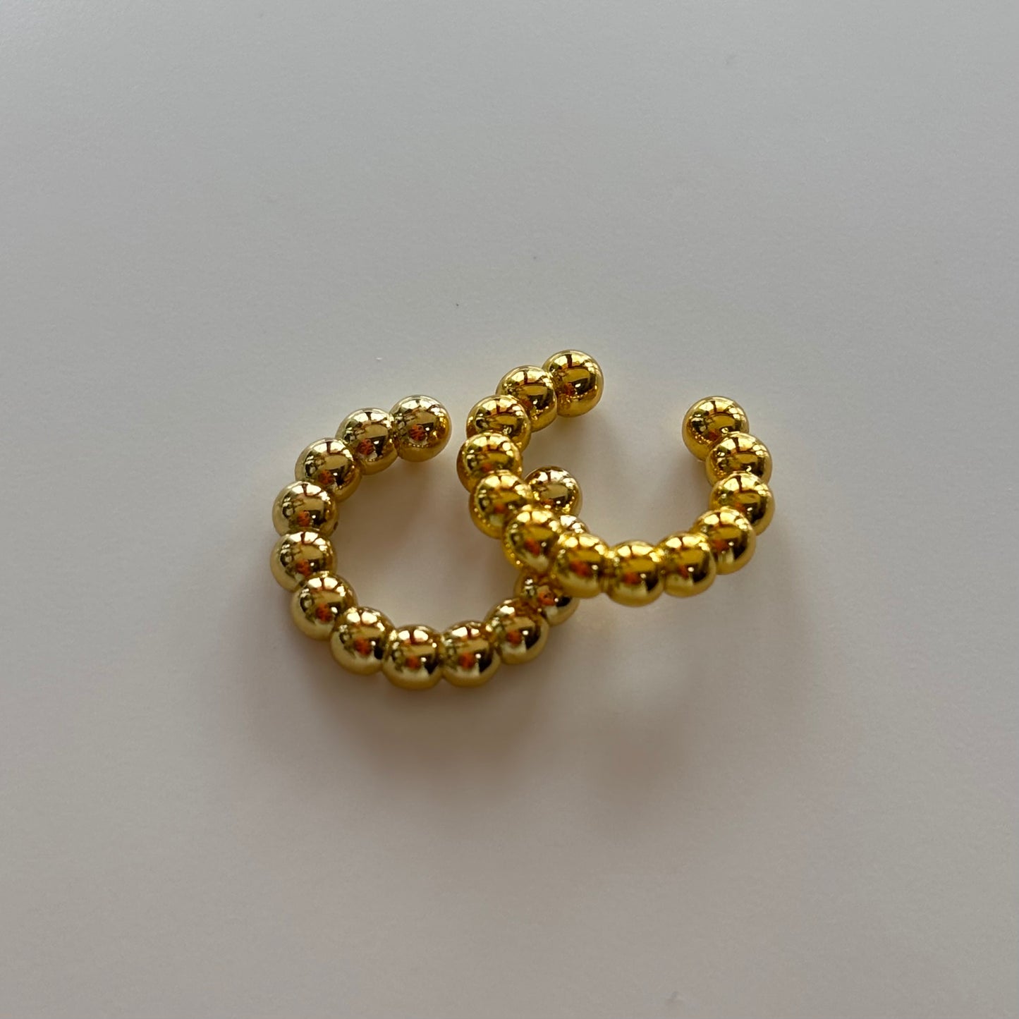 Ear cuff
