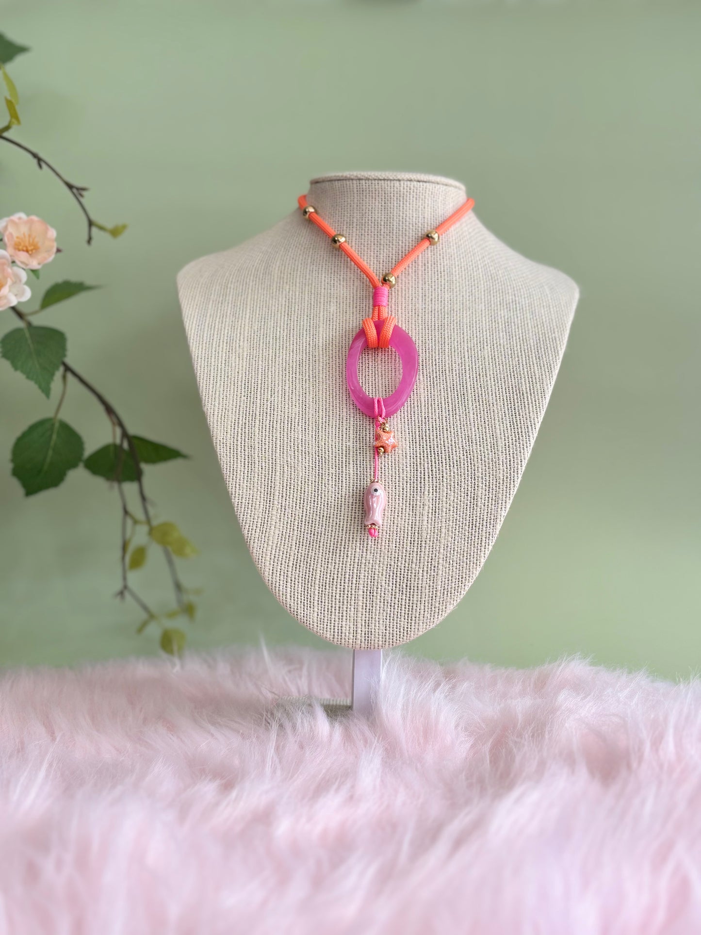 COLLAR veraniego