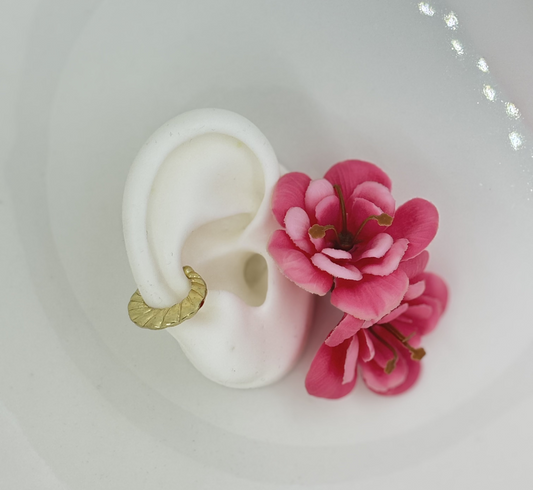 Earcuff